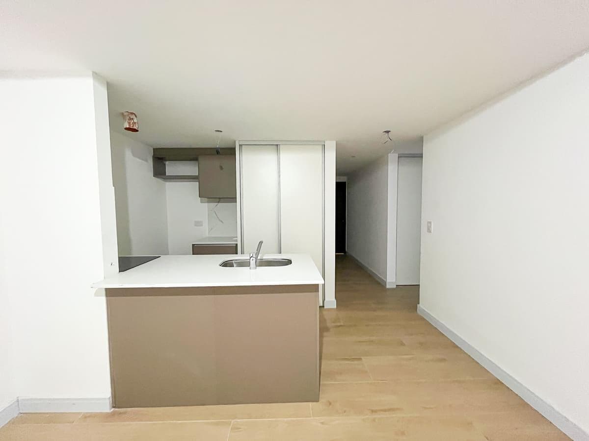 Three-room apartment in Almagro