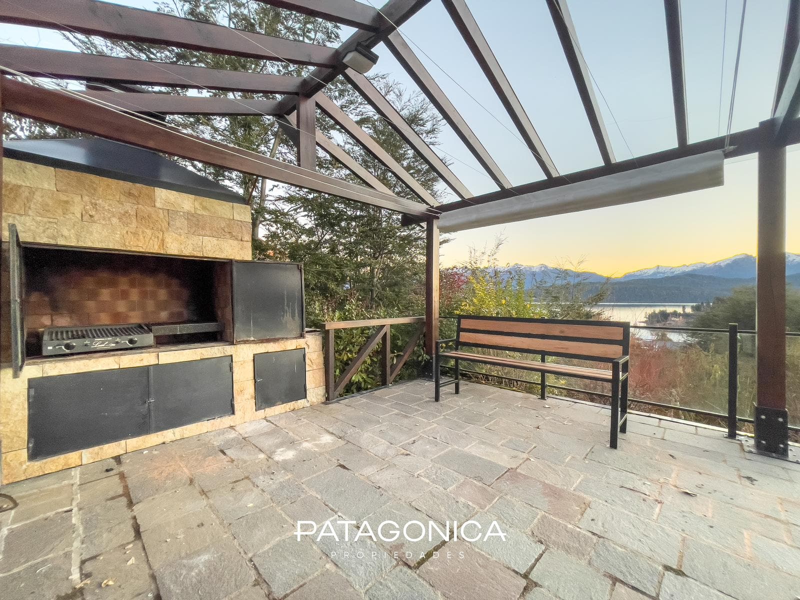 House in Villa La Angostura