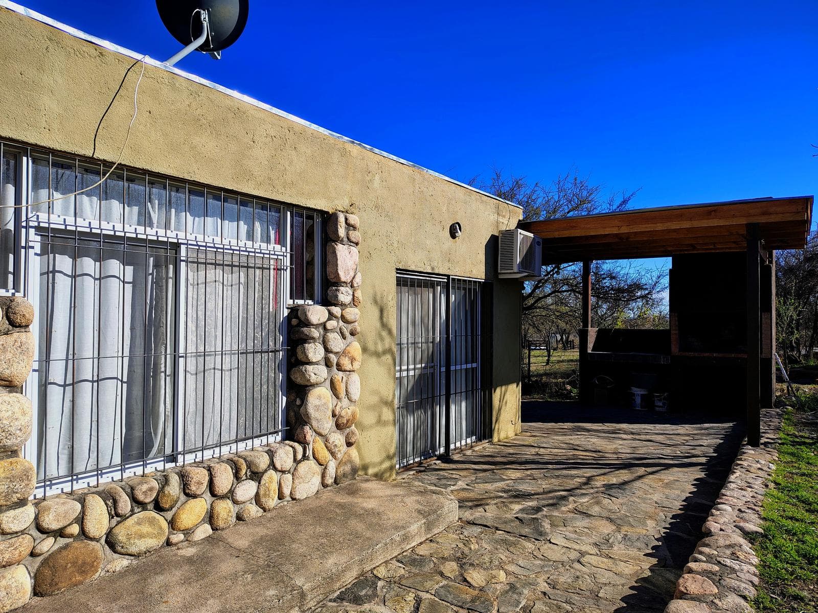 2-Bedroom House in Las Rabonas | El Tajamar Park | Deed