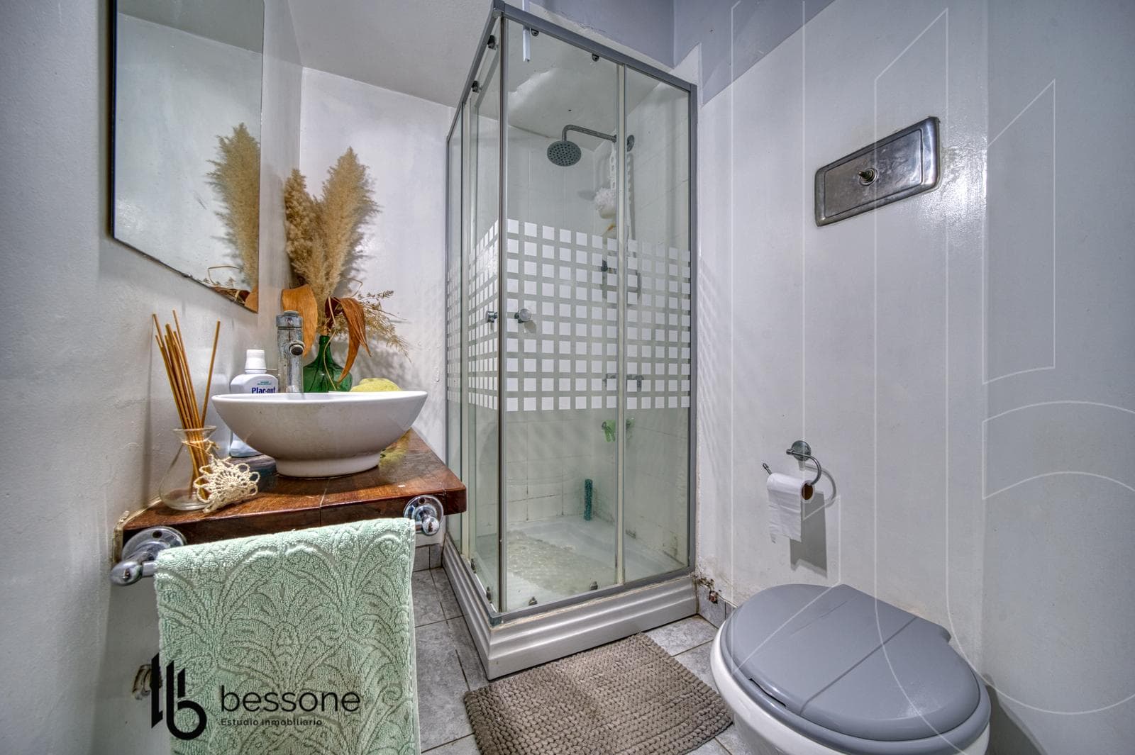 3-bedroom apartment in the San Juan neighborhood