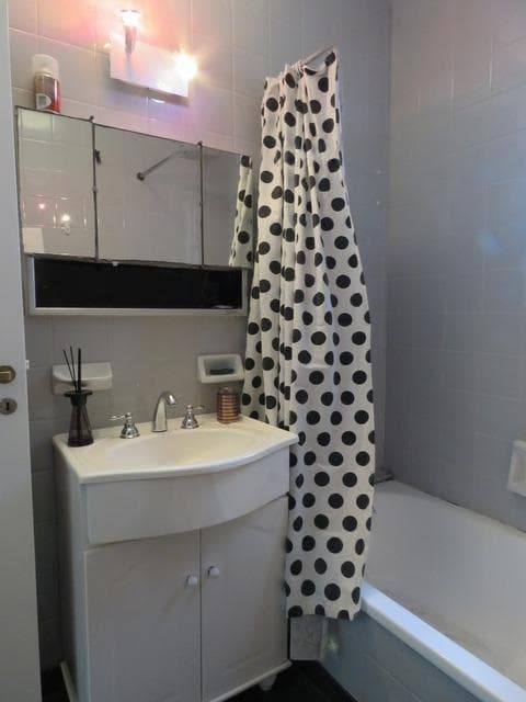 QUALIFIES FOR FINANCING - Apartment for Sale - 2 Bedrooms