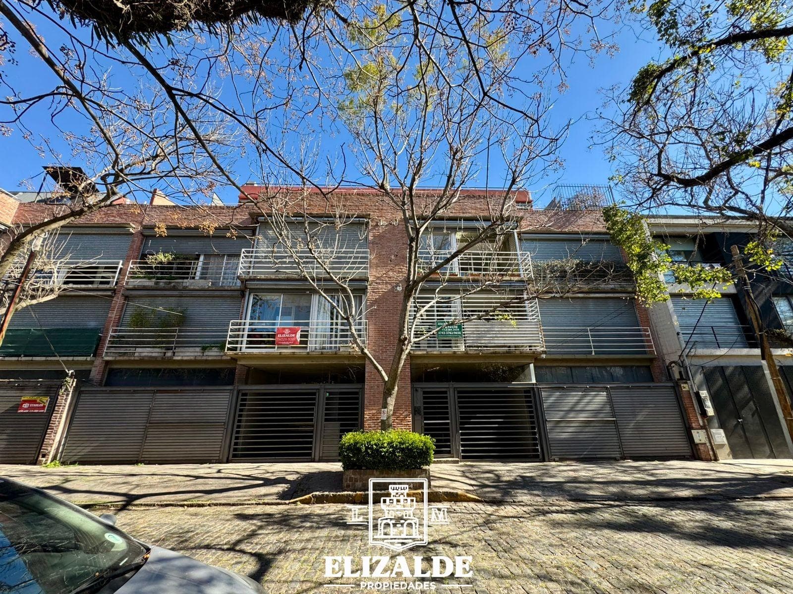Chacabuco and Almte. Brown - 3-room apartment with garage - For Sale