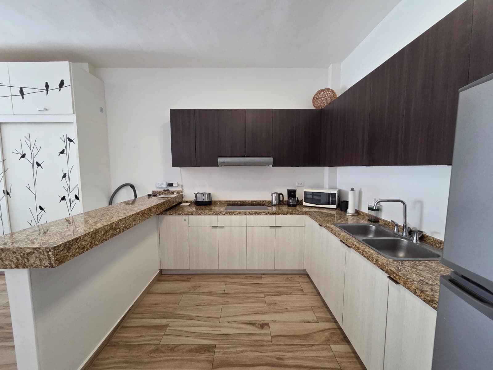 APARTMENT FOR SALE JUST STEPS FROM FIFTH AVENUE IN PLAYA DEL CARMEN