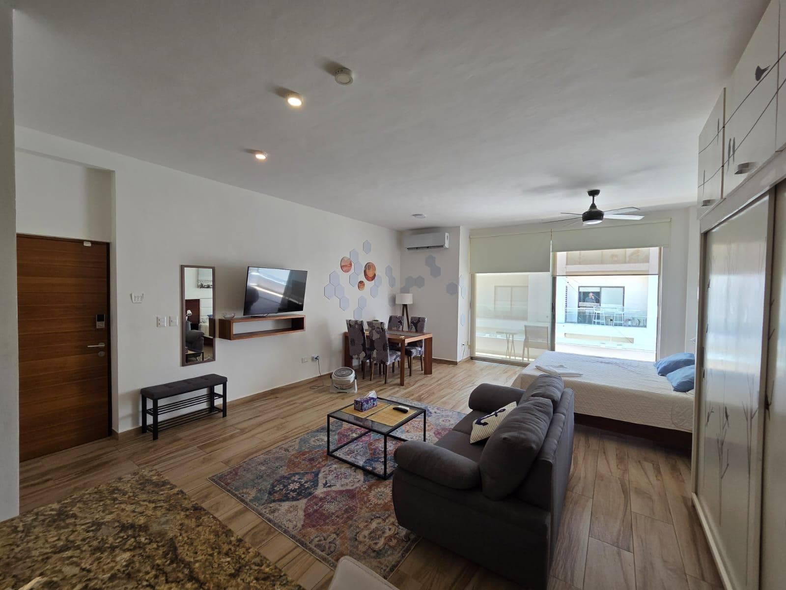 APARTMENT FOR SALE JUST STEPS FROM FIFTH AVENUE IN PLAYA DEL CARMEN