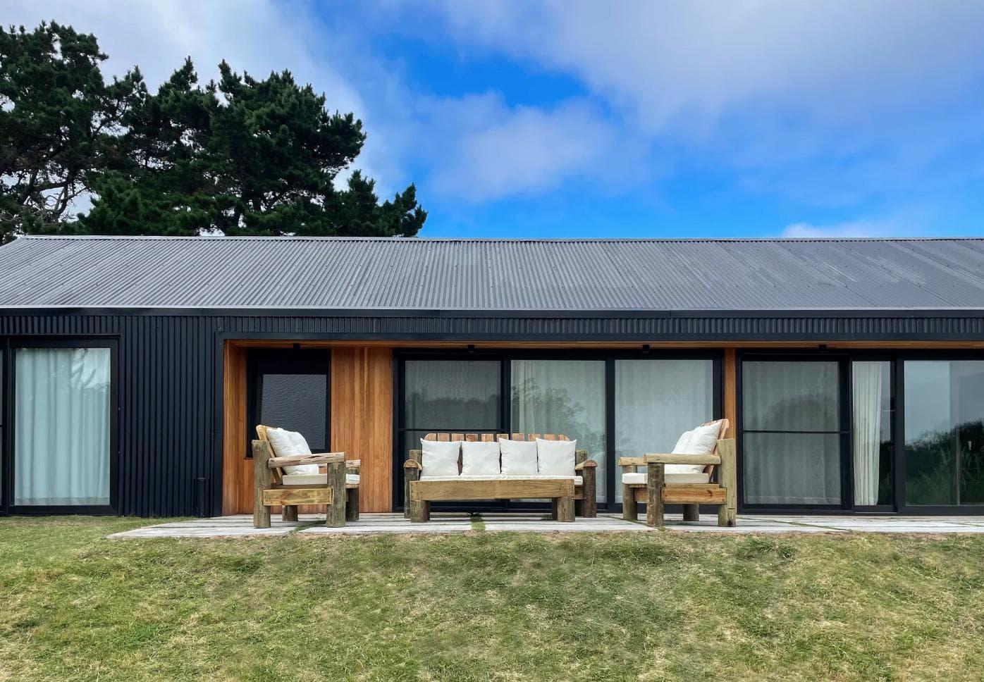 Modern Nordic-Style House in the Town of San Vicente - TM7286500