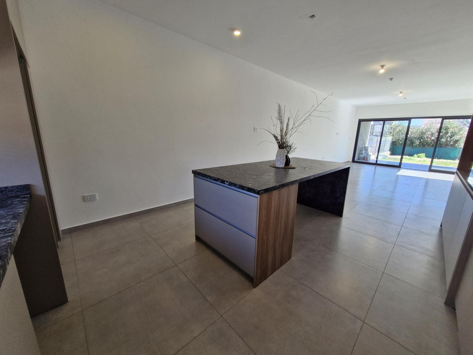 HOUSE FOR SALE - LAS CAÑITAS - 3 BEDROOMS - 188 M2 INDOOR AREA / 553 M2 LOT SIZE