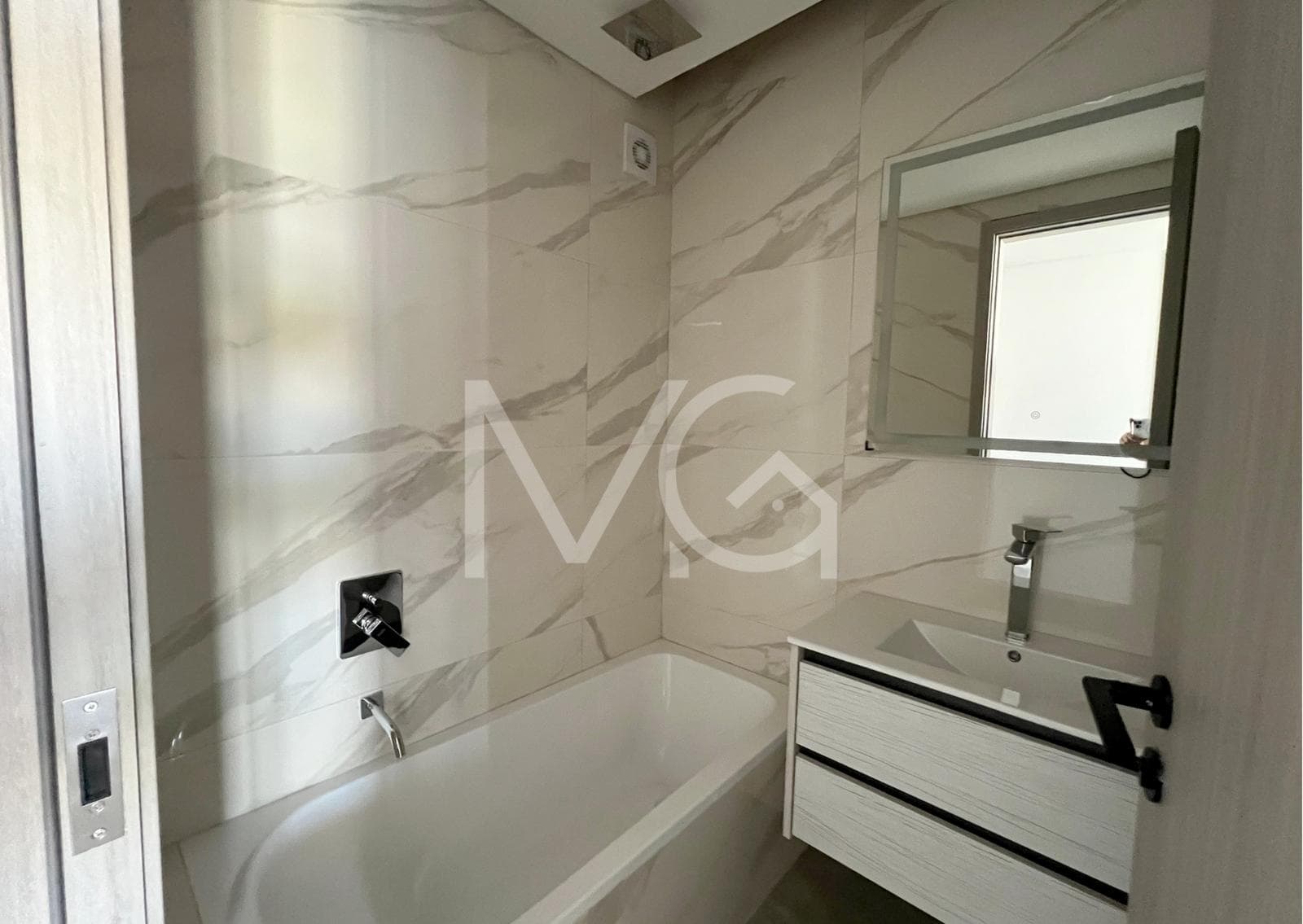 3-Room Apartment for Sale in Canning