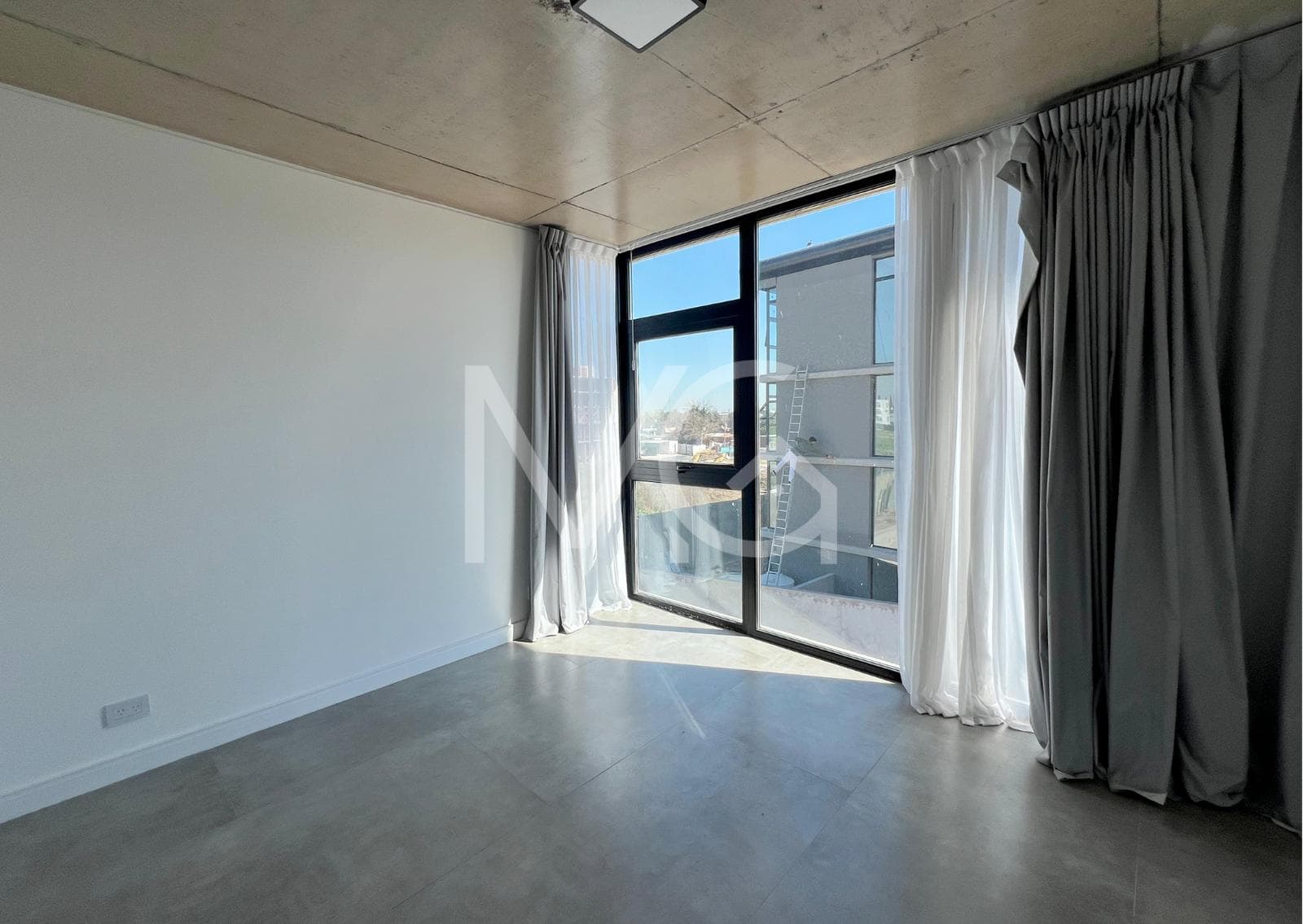 3-Room Apartment for Sale in Canning