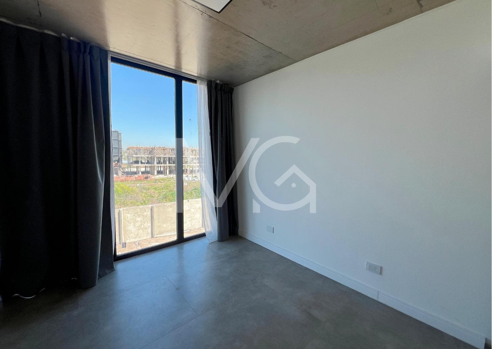 3-Room Apartment for Sale in Canning