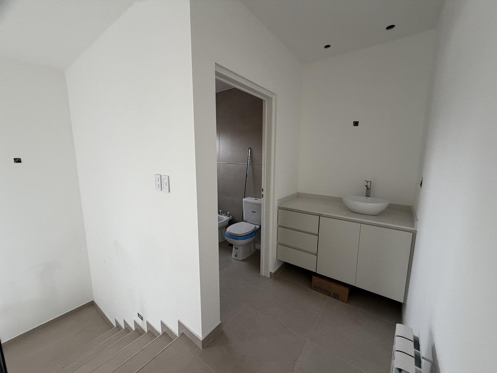 3-BEDROOM HOUSE FOR SALE (TURNKEY) — RINCÓN DEL RIO NEIGHBORHOOD, NEUQUÉN