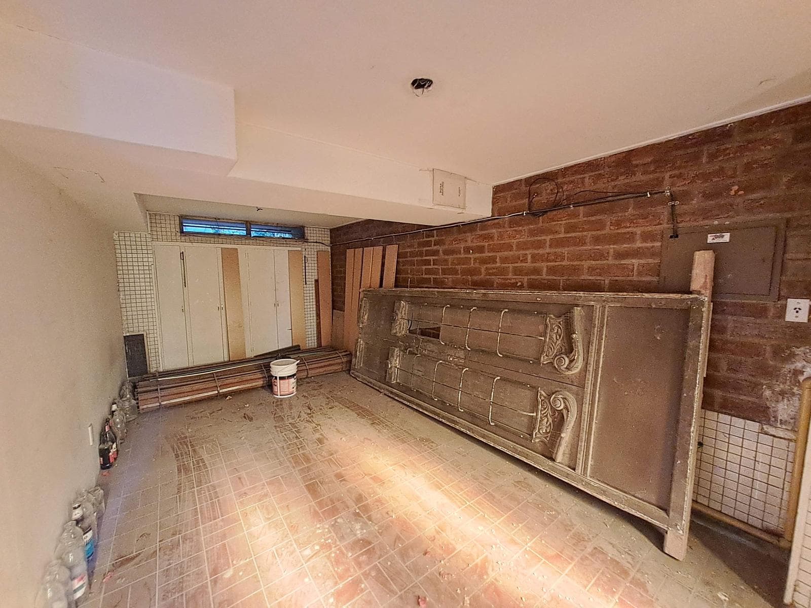 House in the Bombal neighborhood - Suitable for a studio or office - QUALIFIES FOR A LOAN