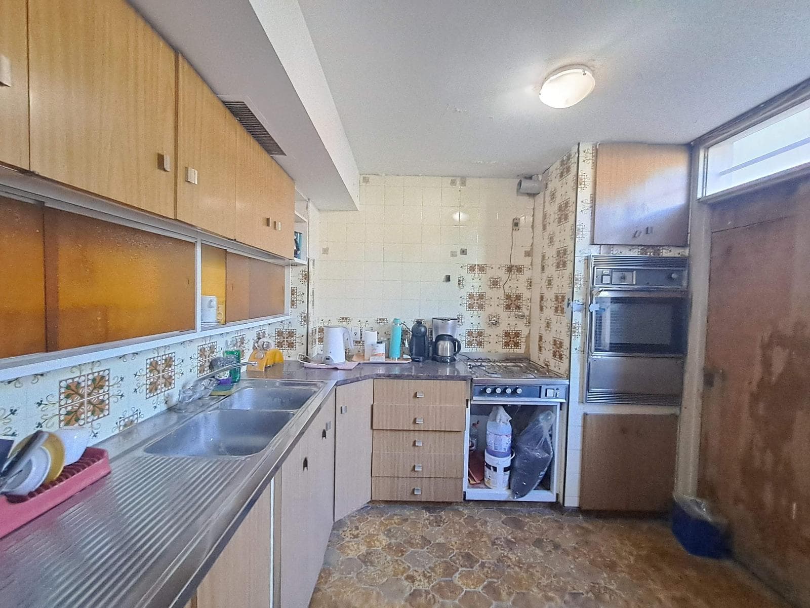 House in the Bombal neighborhood - Suitable for a studio or office - QUALIFIES FOR A LOAN