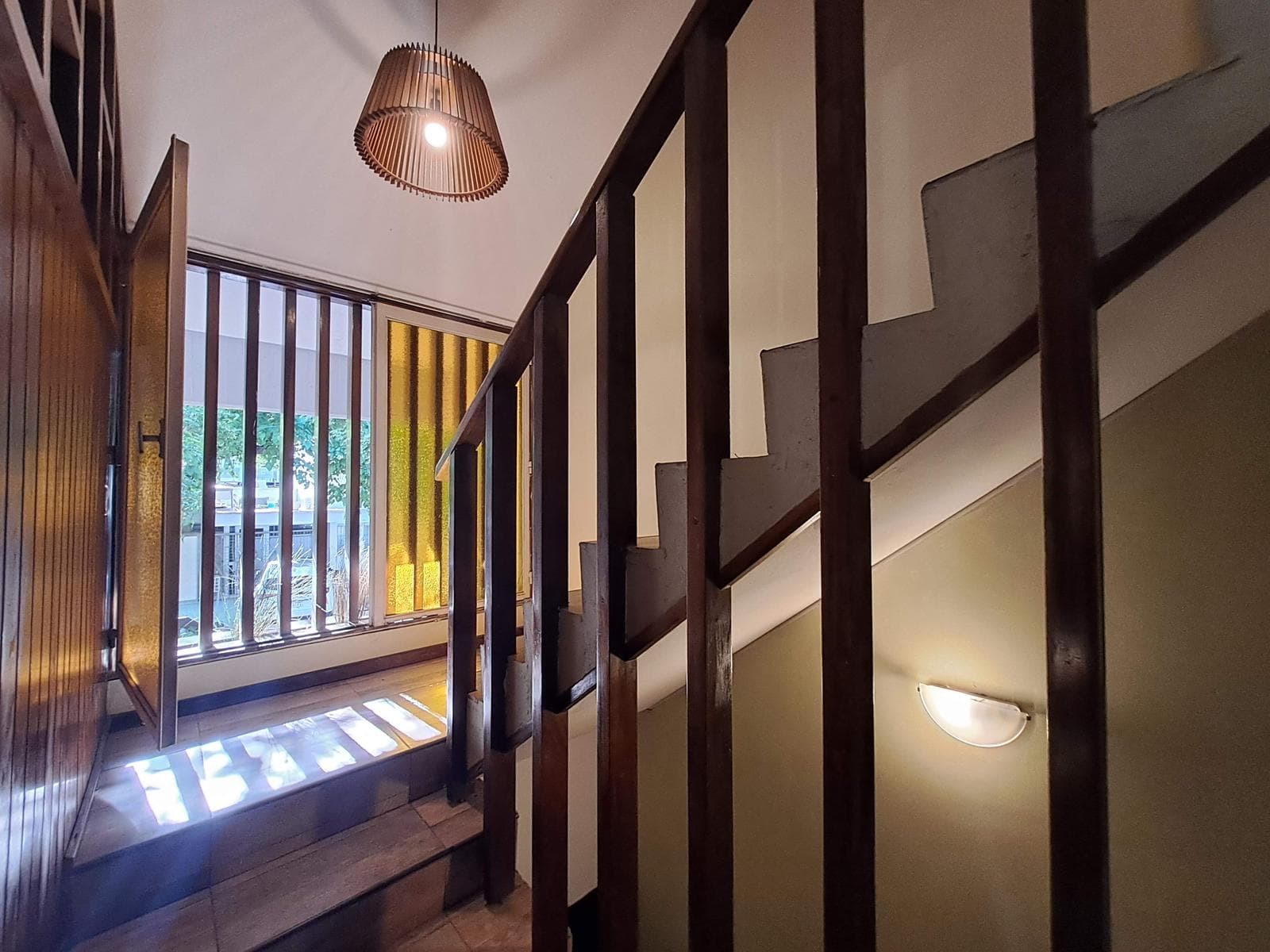 House in the Bombal neighborhood - Suitable for a studio or office - QUALIFIES FOR A LOAN