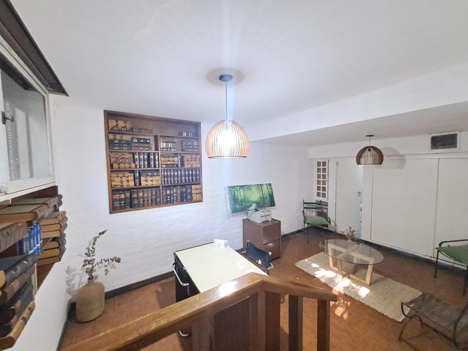 House in the Bombal neighborhood - Suitable for a studio or office - QUALIFIES FOR A LOAN