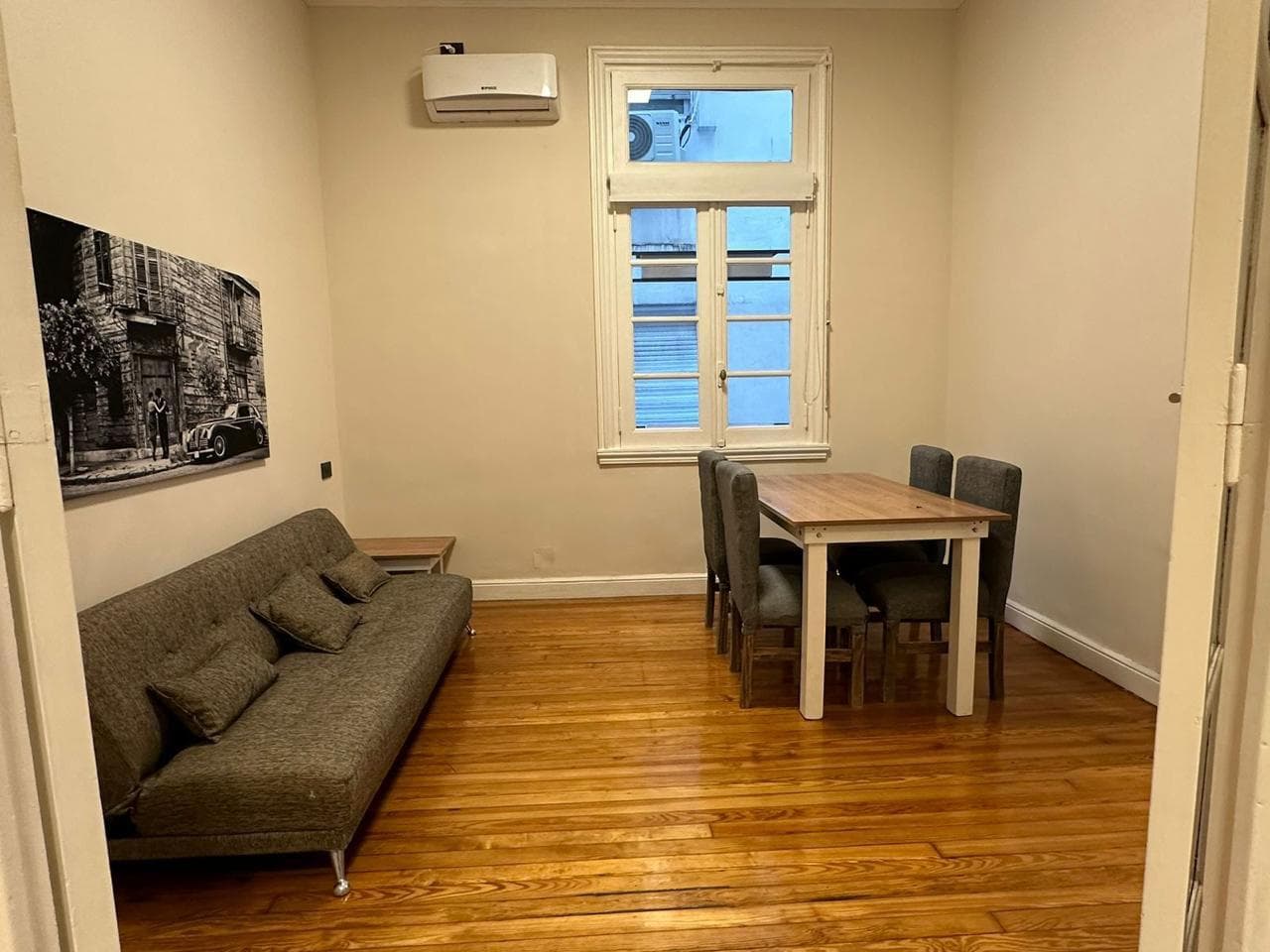 For Sale with Rent: 3-Bedroom Apartment on the 2nd Floor. San Nicolás, CABA