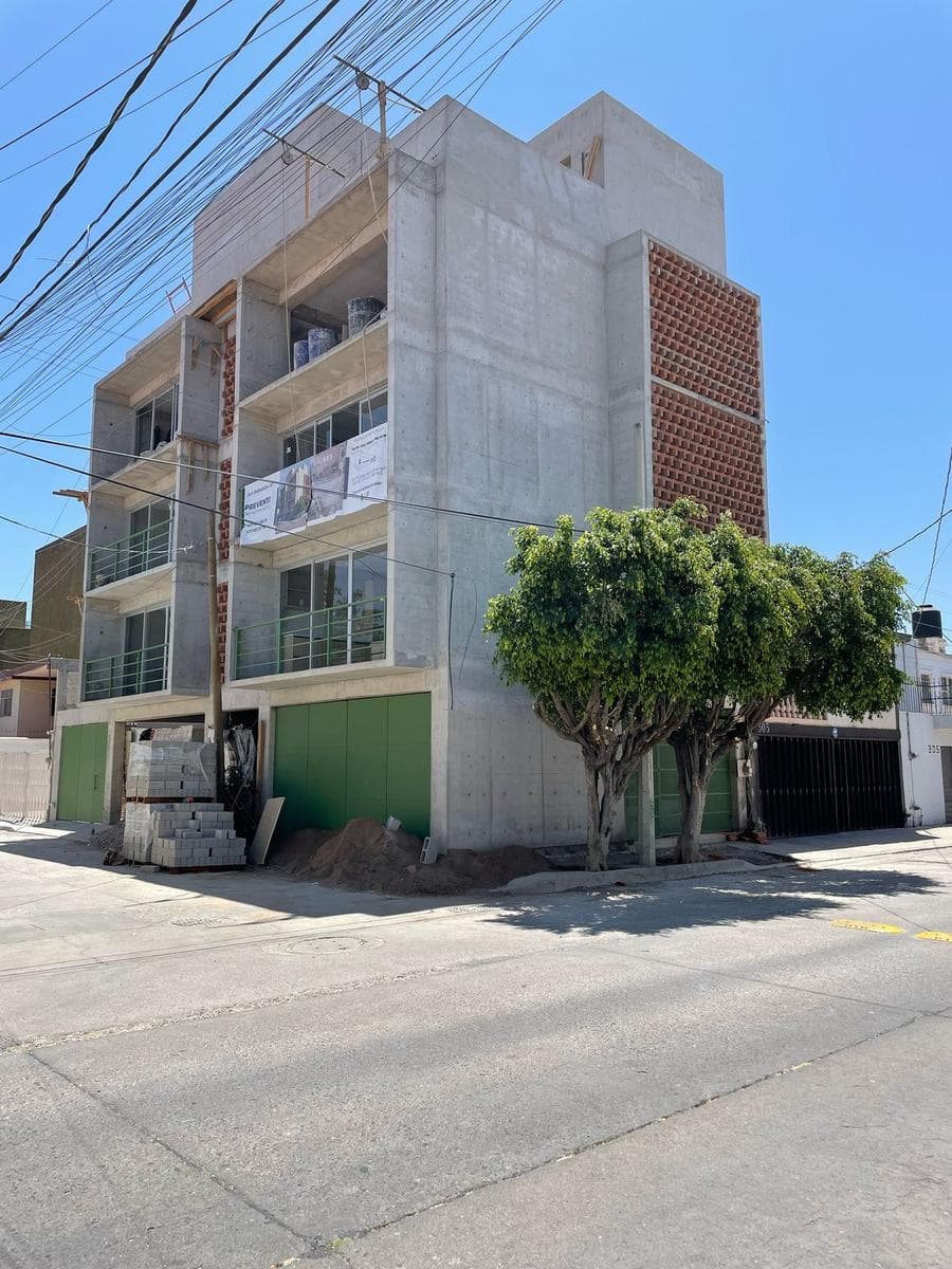 LOFT CON BALCÓN EN LA MARTINICA