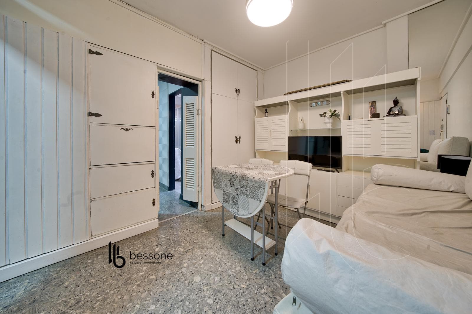 Side Room Department