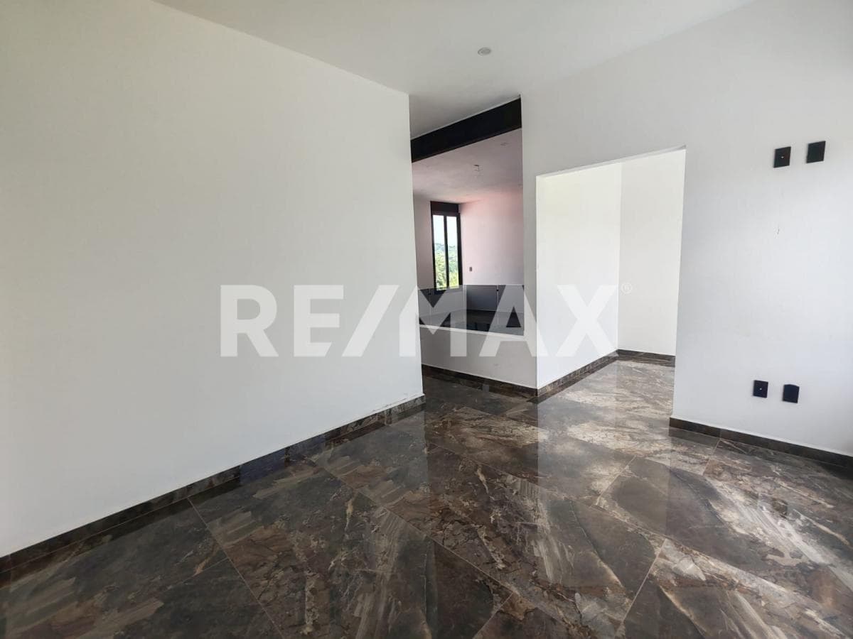 House for Sale in Morelos, Lomas de Cocoyoc