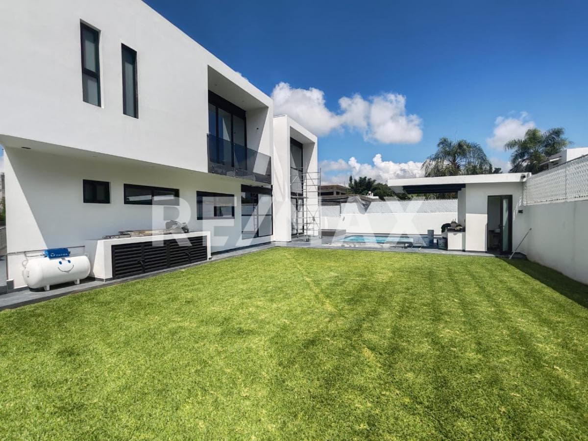 House for Sale in Morelos, Lomas de Cocoyoc