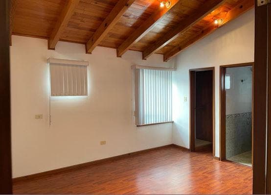 BEAUTIFUL HOUSE FOR SALE WITHIN THE VISTA COUNTRY CLUB IN PUEBLA