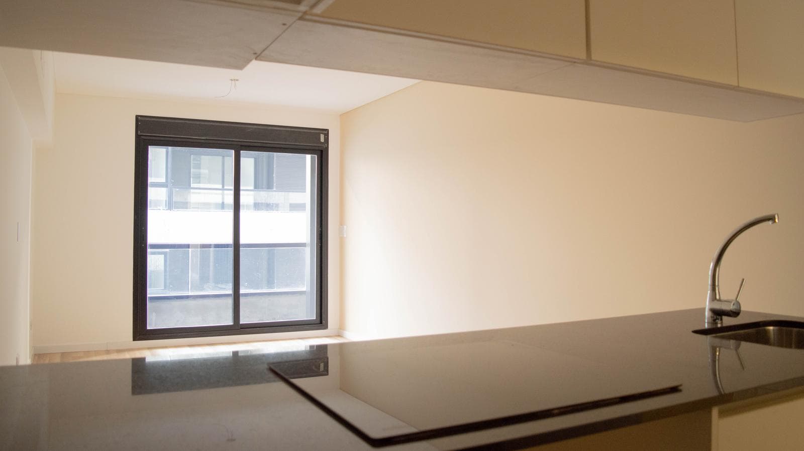 For Sale/Financing: Studio Apartment with Amenities. Downtown
