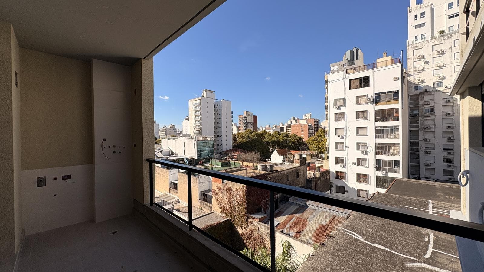 Studio, 1-, 2-, and 3-Bedroom Apartments | Downtown, Rosario