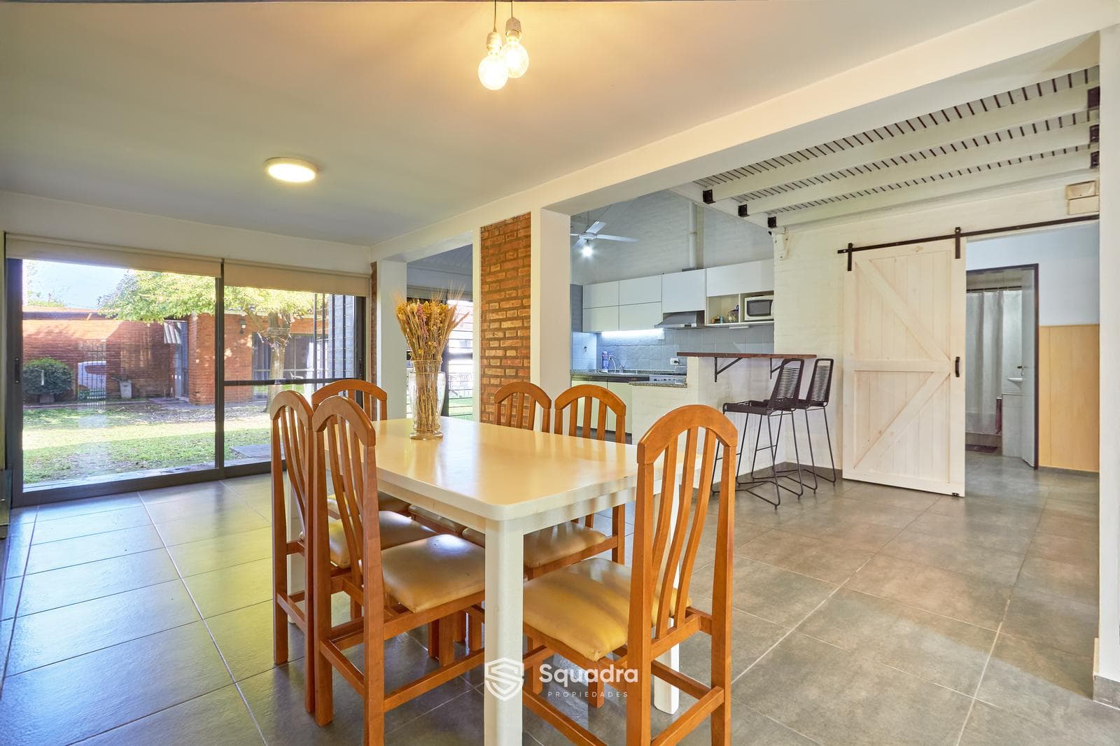 FOR SALE | TRADE - 3-bedroom house with barbecue area and pool - Fisherton, Rosario - QUALIFIES FOR MORTGAGE.