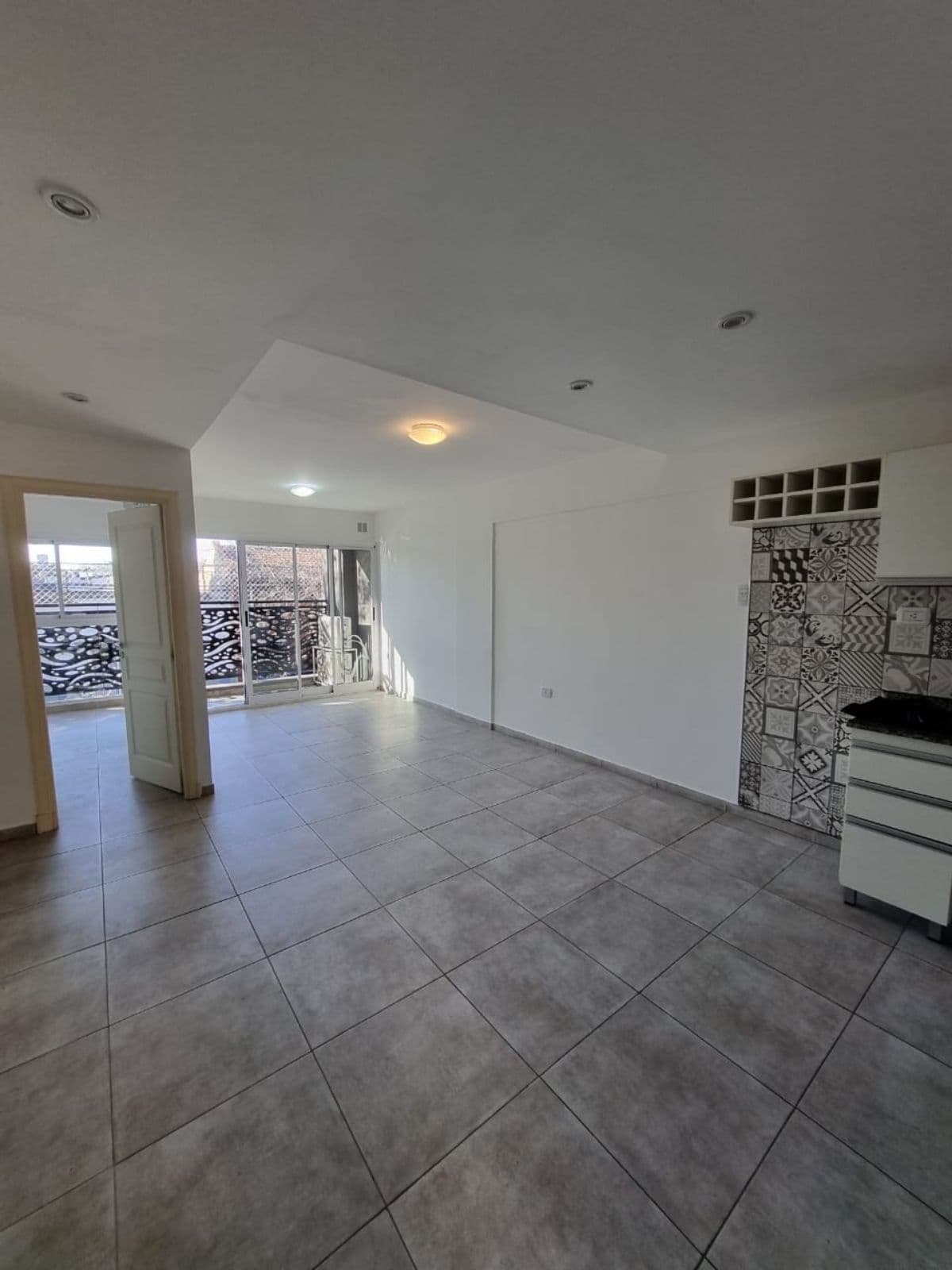 2-room apartment for sale with garage and private terrace in Lomas de Zamora