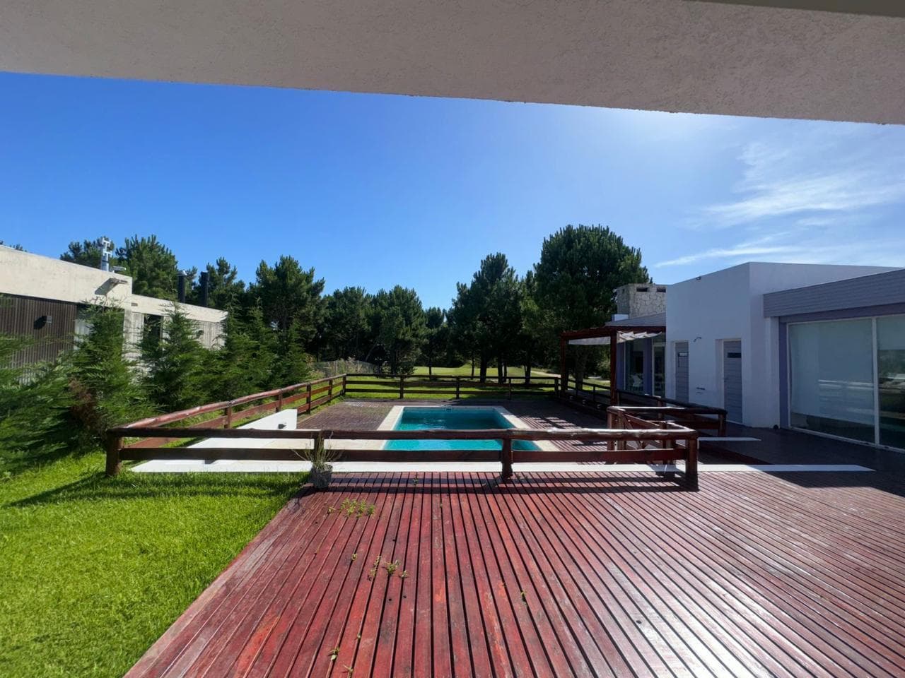Furnished House for Sale in the Barrio Golf Costa Esmeralda Neighborhood