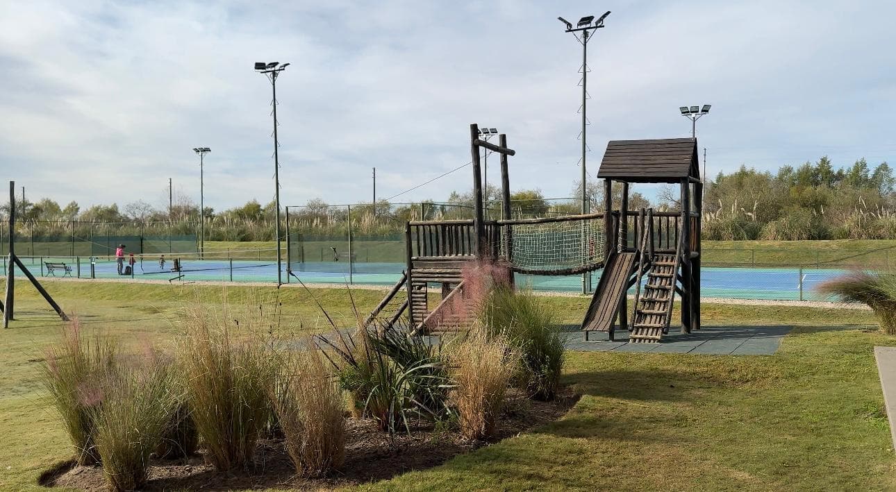 Lot for Sale with a View of Lake El Naudir, Delta Escobar