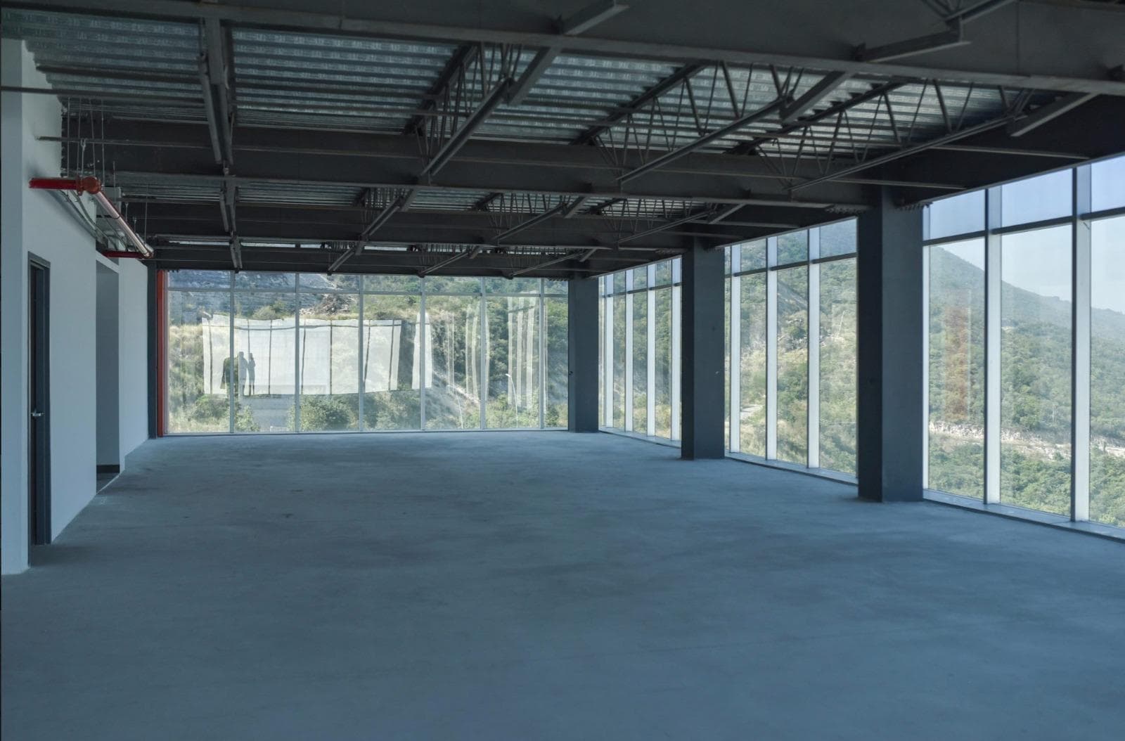 OFFICE FOR RENT IN SAN JERONIMO