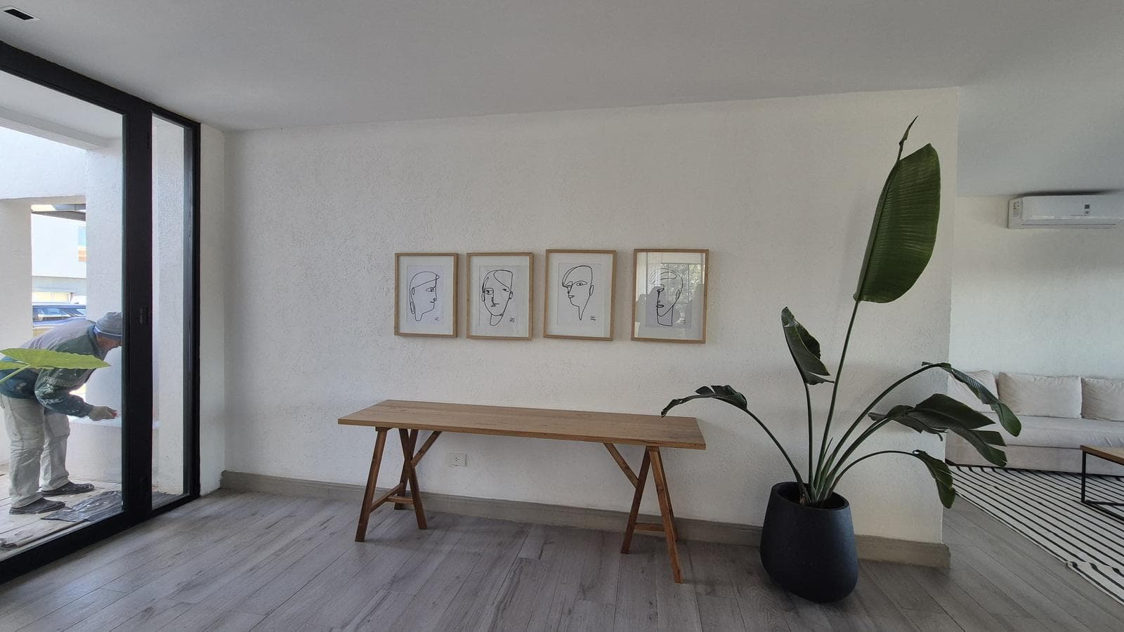 Luxury home with 5 en-suite bedrooms overlooking the lagoon in Barbarita—FOR SALE and FOR RENT