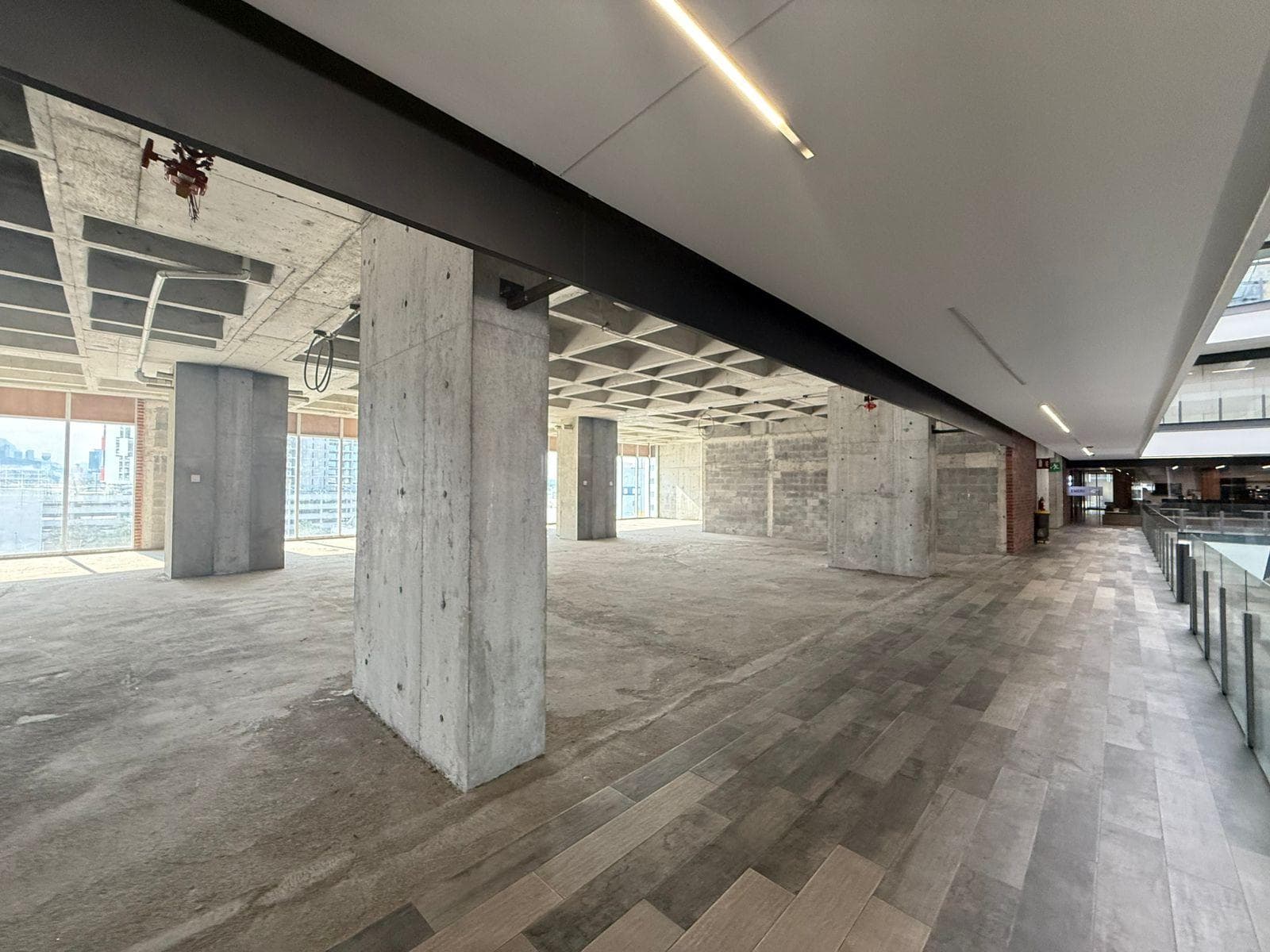 COMMERCIAL SPACE/OFFICE FOR SALE IN DOWNTOWN MONTERREY