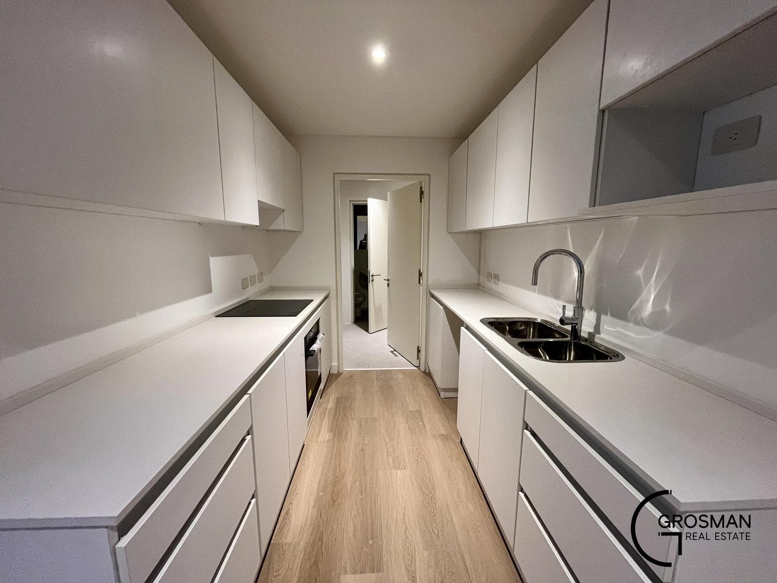 For Sale - Apartment - 4-Room with Service Quarter - Full Amenities - Belgrano