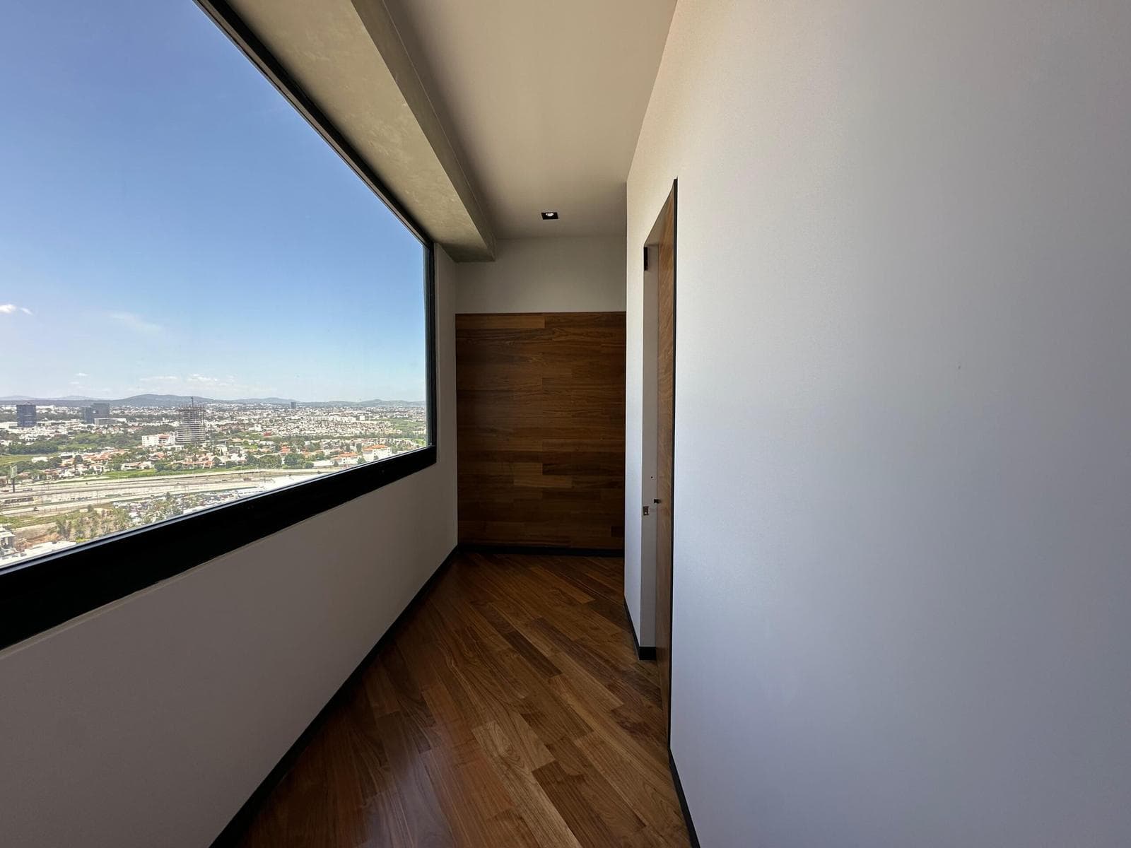 FOR SALE: BEAUTIFUL PENTHOUSE AT THE ENTRANCE TO LOMAS DE ANGELOPOLIS; ABRIC TOWER