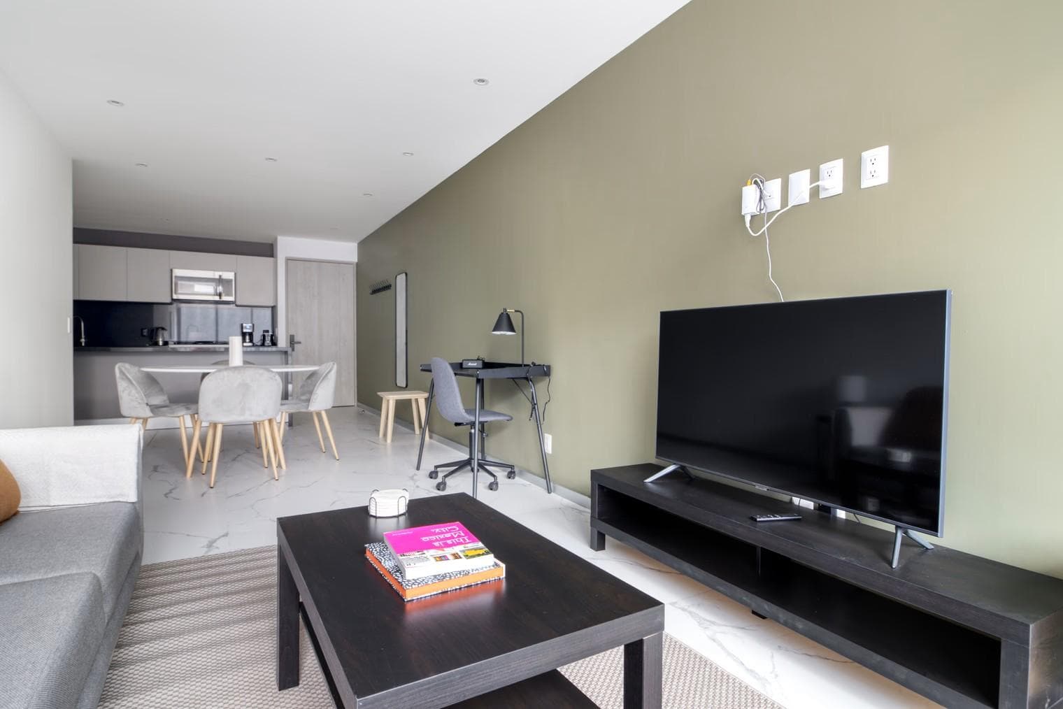 Furnished apartment for rent on Río Rhin Avenue, Cuauhtémoc, Mexico City