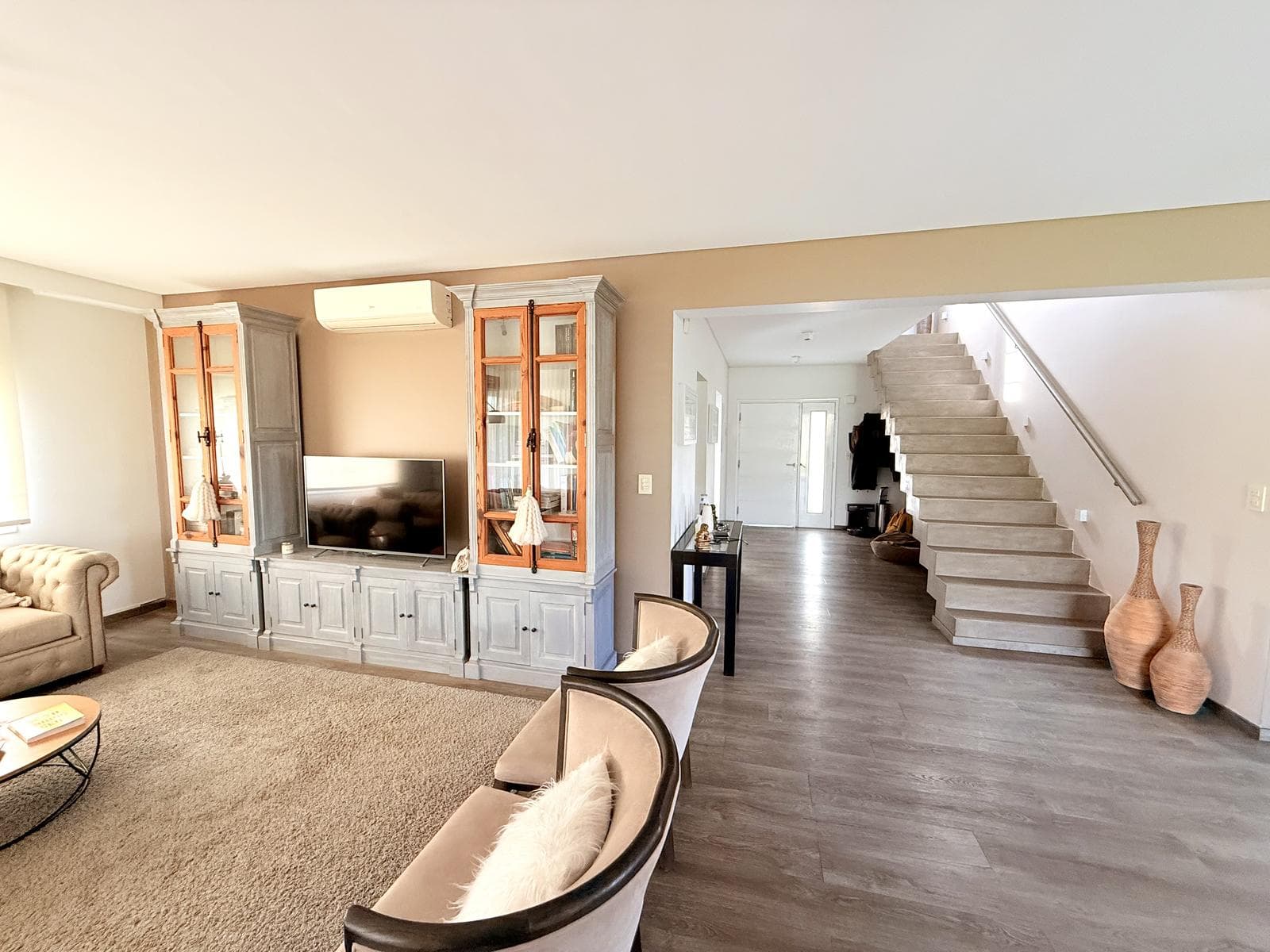 FOR SALE - 4-bedroom house - San Sebastian, Funes