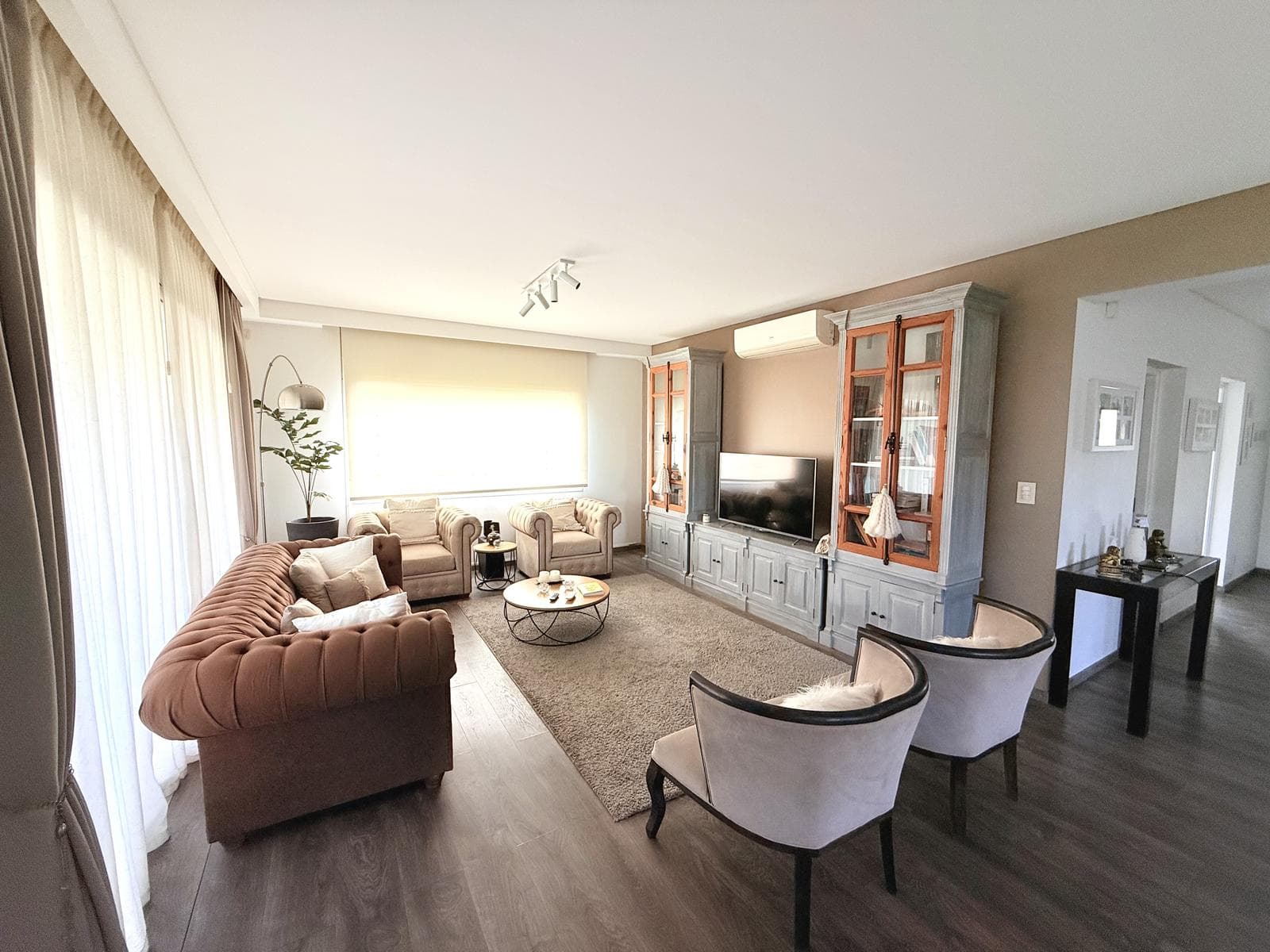 FOR SALE - 4-bedroom house - San Sebastian, Funes