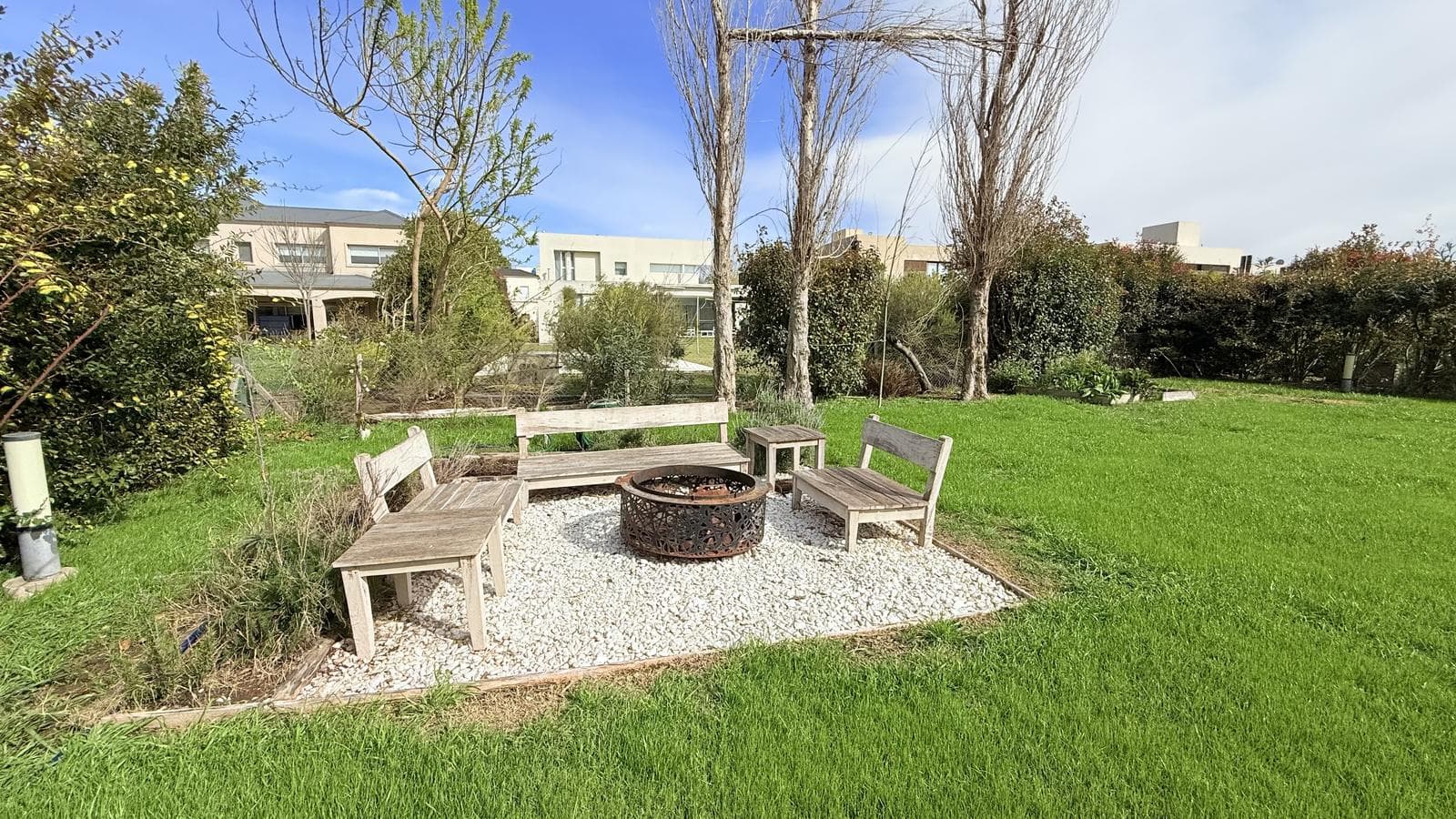 FOR SALE - 4-bedroom house - San Sebastian, Funes