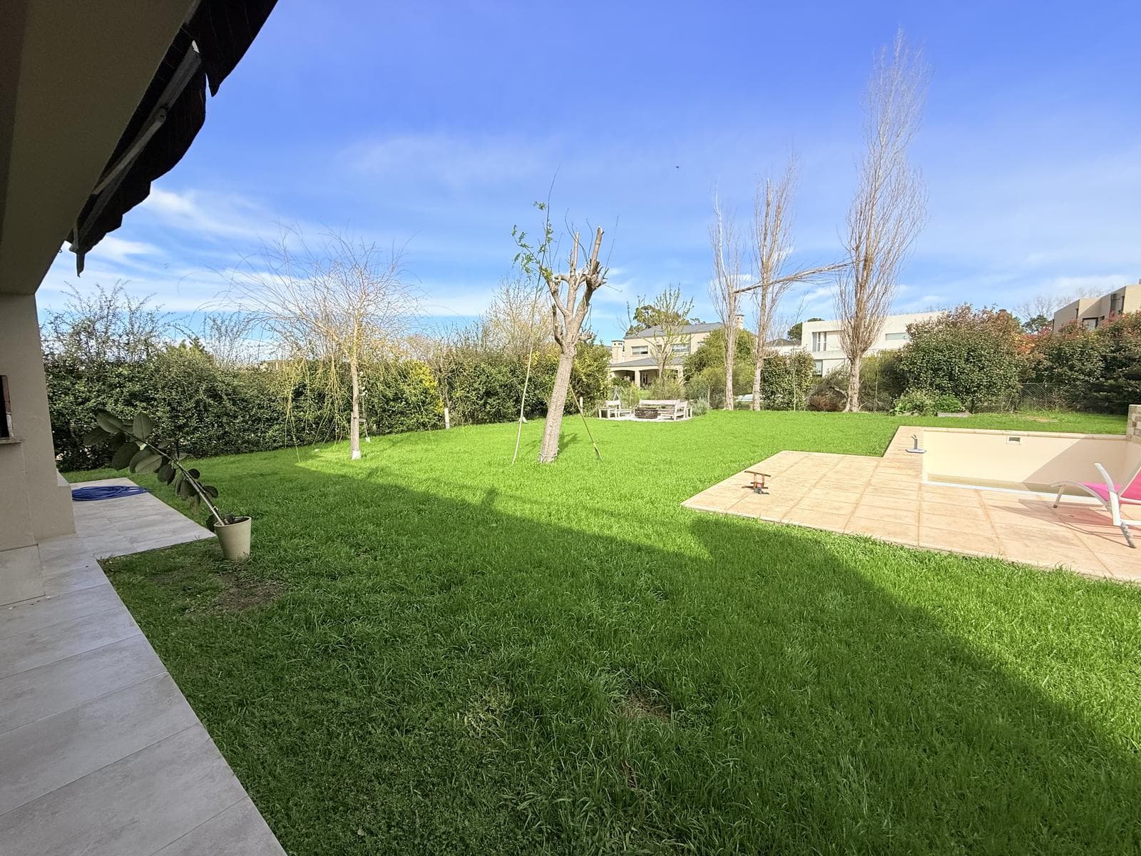 FOR SALE - 4-bedroom house - San Sebastian, Funes