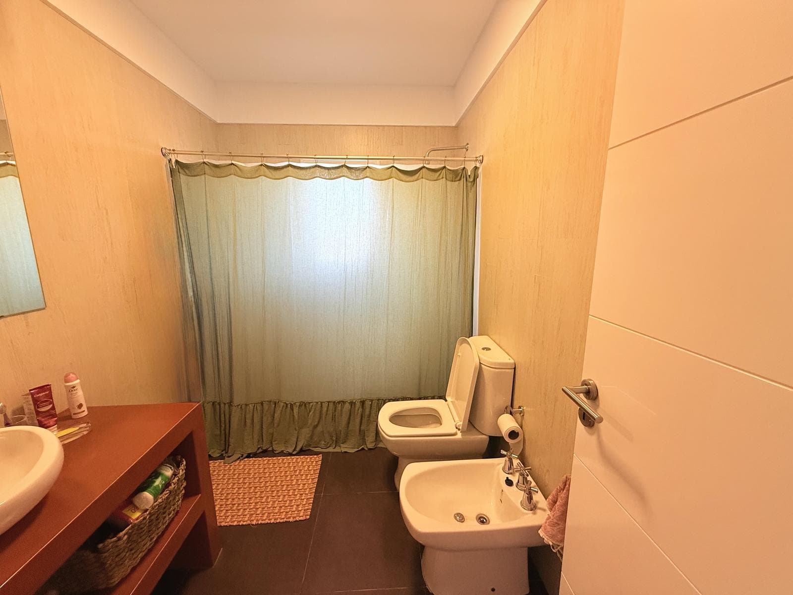 FOR SALE - 4-bedroom house - San Sebastian, Funes