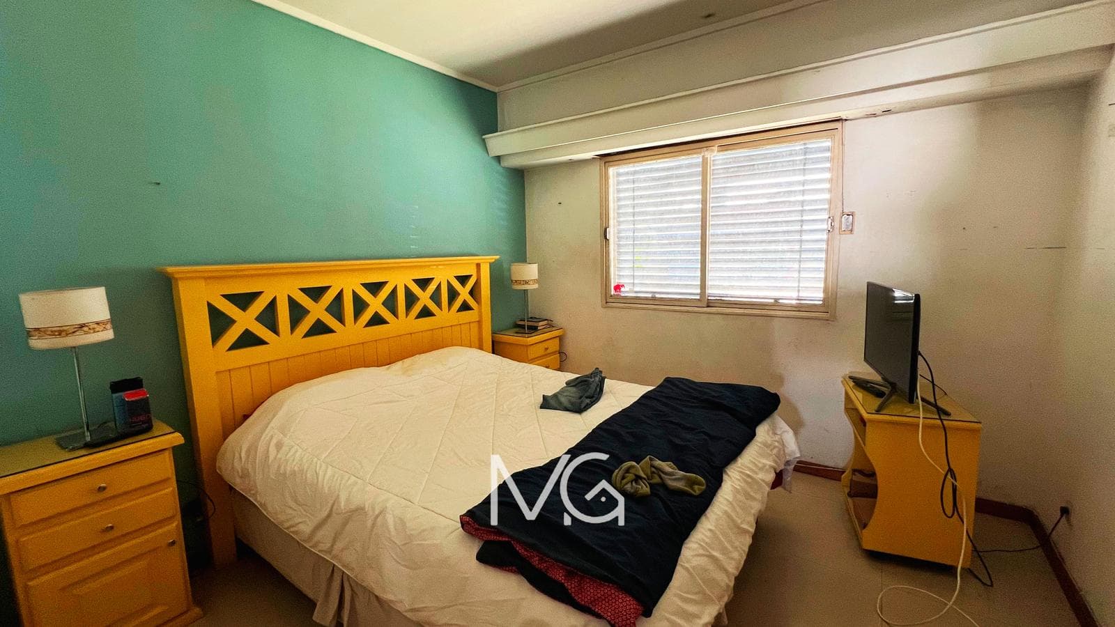 6-Bedroom House for Sale with Pool in Adrogue