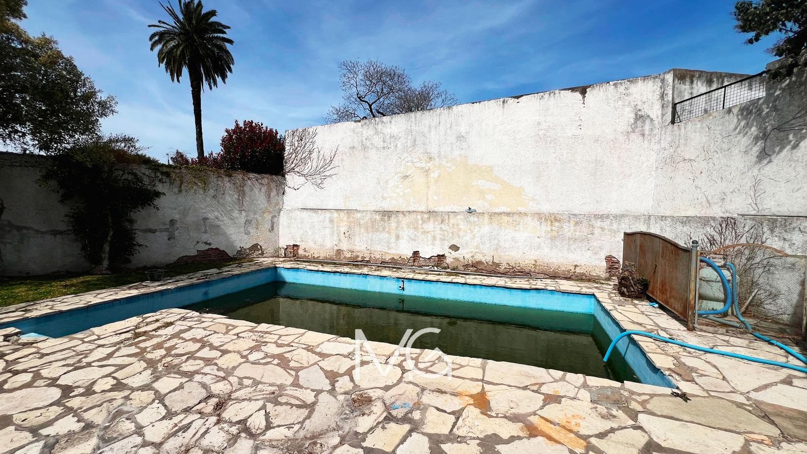 6-Bedroom House for Sale with Pool in Adrogue