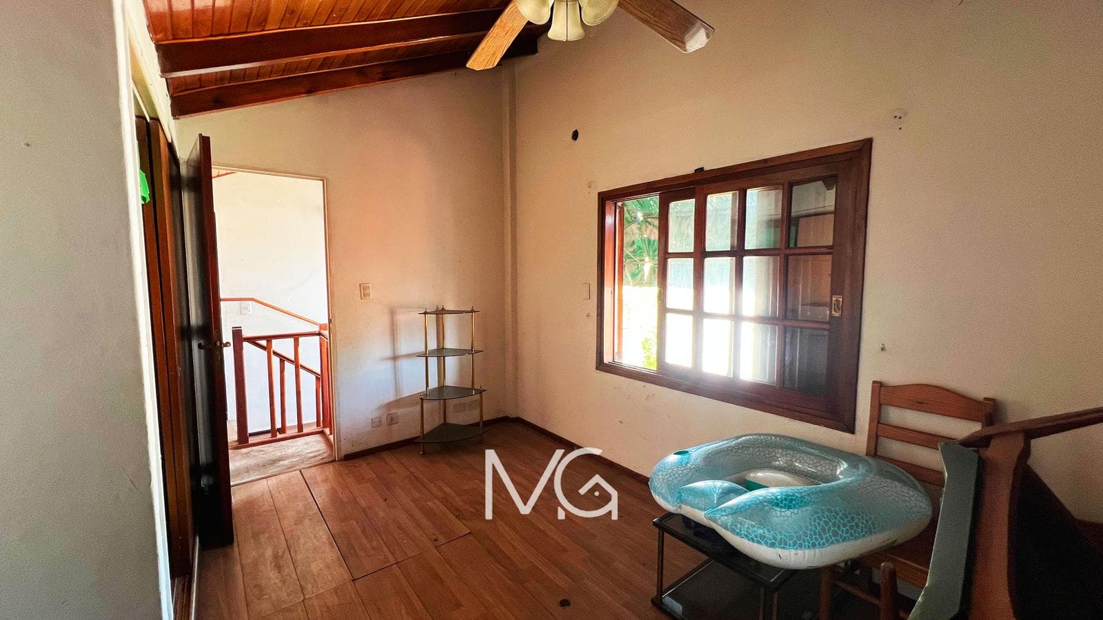 6-Bedroom House for Sale with Pool in Adrogue