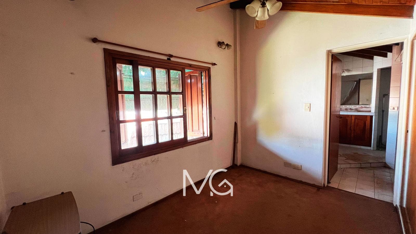 6-Bedroom House for Sale with Pool in Adrogue