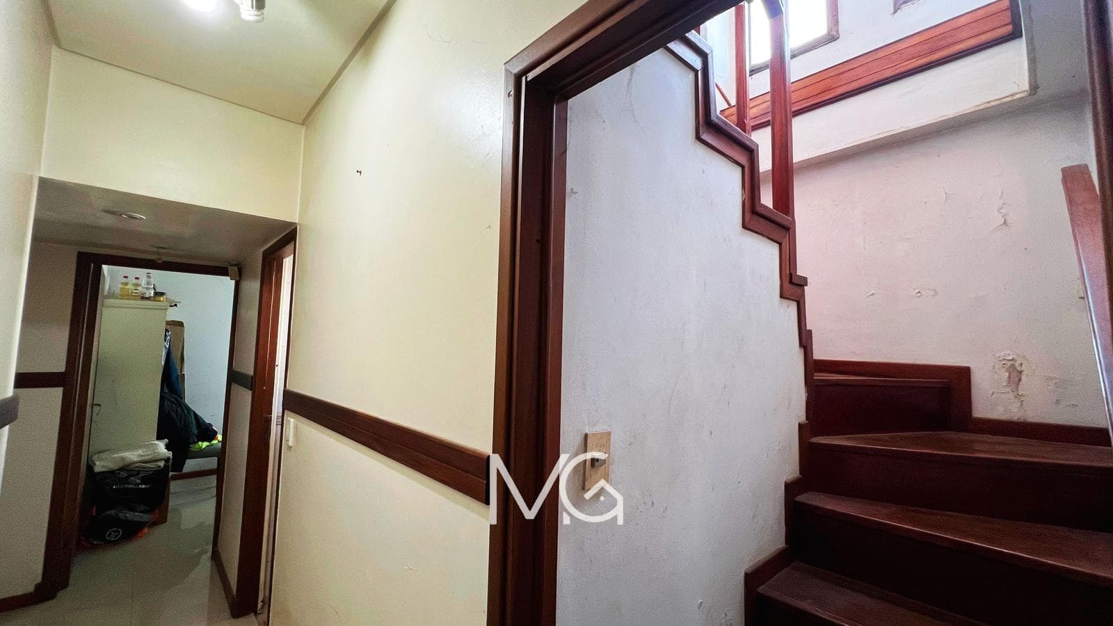 6-Bedroom House for Sale with Pool in Adrogue