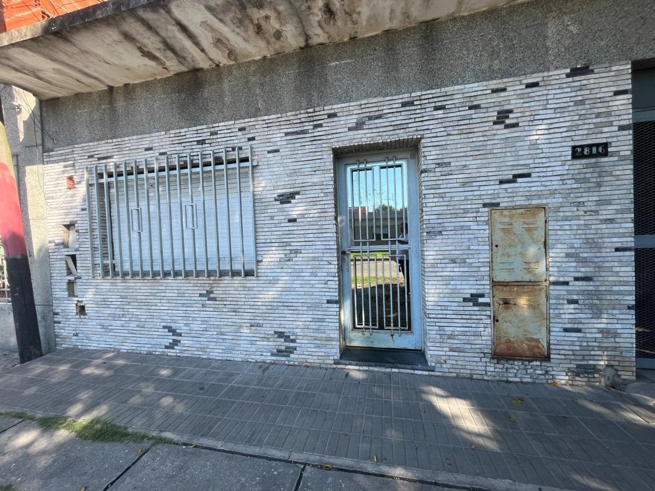FOR SALE - 2-bedroom house with a multipurpose room. Bella Vista, Rosario.