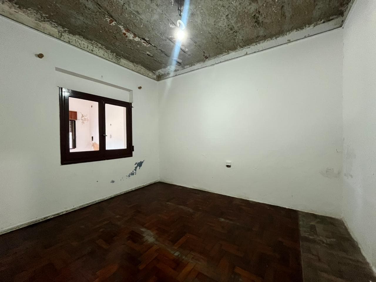 FOR SALE - 2-bedroom house with a multipurpose room. Bella Vista, Rosario.