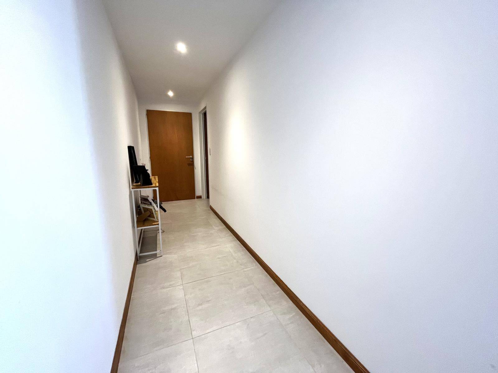 Great opportunity! Bright, ideal as a primary residence or investment. Ing. Maschwitz. 3 rooms, grill, balcony, surrounded by nature