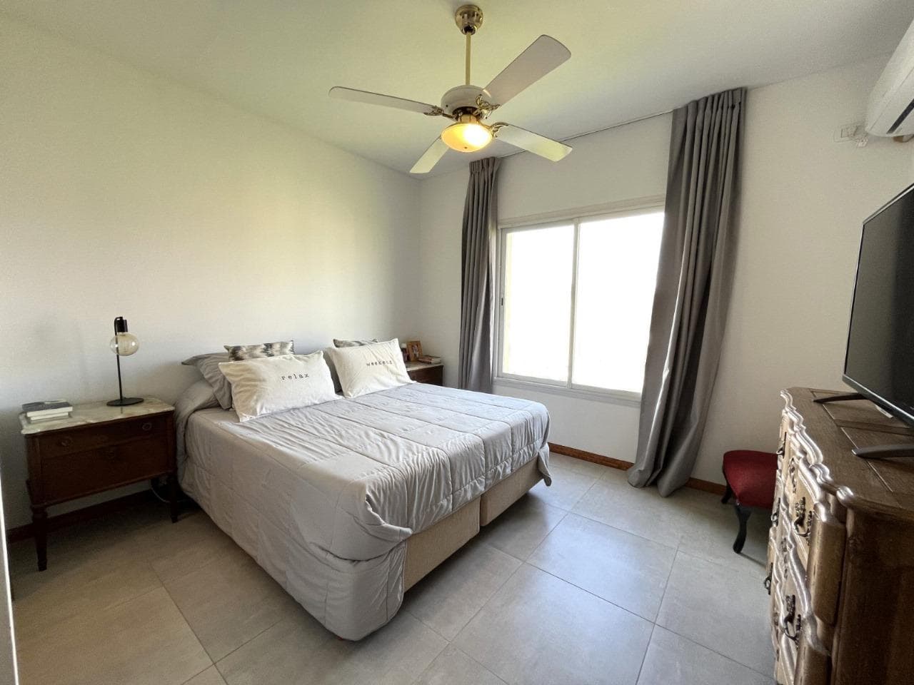 Great opportunity! Bright, ideal as a primary residence or investment. Ing. Maschwitz. 3 rooms, grill, balcony, surrounded by nature